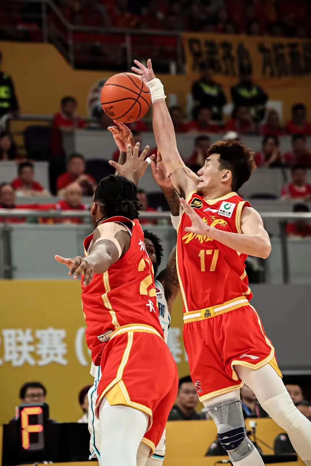开云体育登录-CBA季后赛今晚再迎强敌,金州勇士内部沟通,主帅态度——底气十足,阵容厚度经受考验的简单介绍